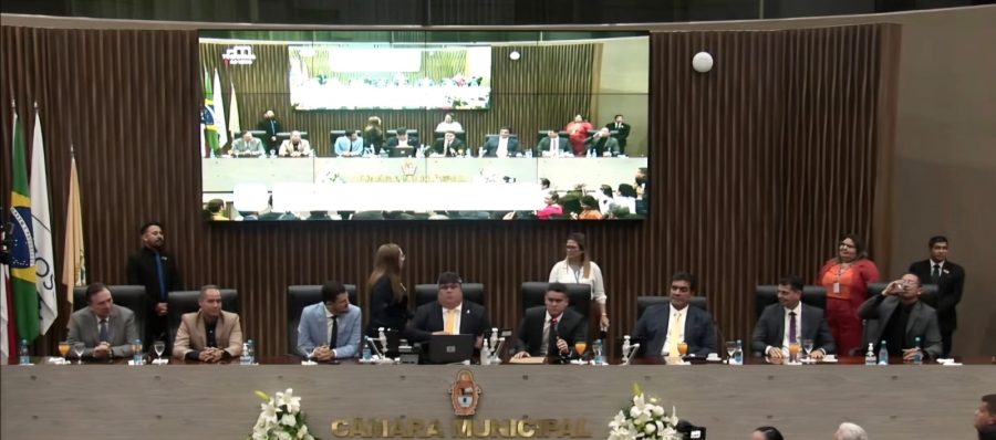 ‘Vou assumir os desafios e dar continuidade ao legado de David’, diz novo prefeito de Manaus, Renato Júnior