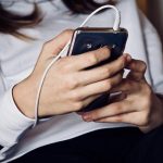 Influenciadora amazonense é presa suspeita de usar bets para lavar dinheiro