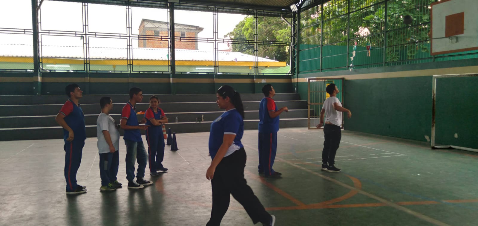 ‘Em Cena’ leva oficinas de teatro e espetáculo a alunos da rede municipal de Manaus