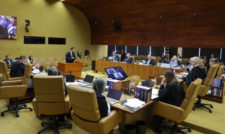 STF entra em recesso e adia julgamentos para o segundo semestre
