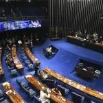 Senado aprova projeto que aumenta penas para furtos e roubos de celulares