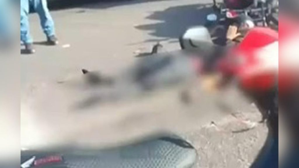 VÍDEO: Acidente na Bola da Suframa deixa duas pessoas feridas em Manaus