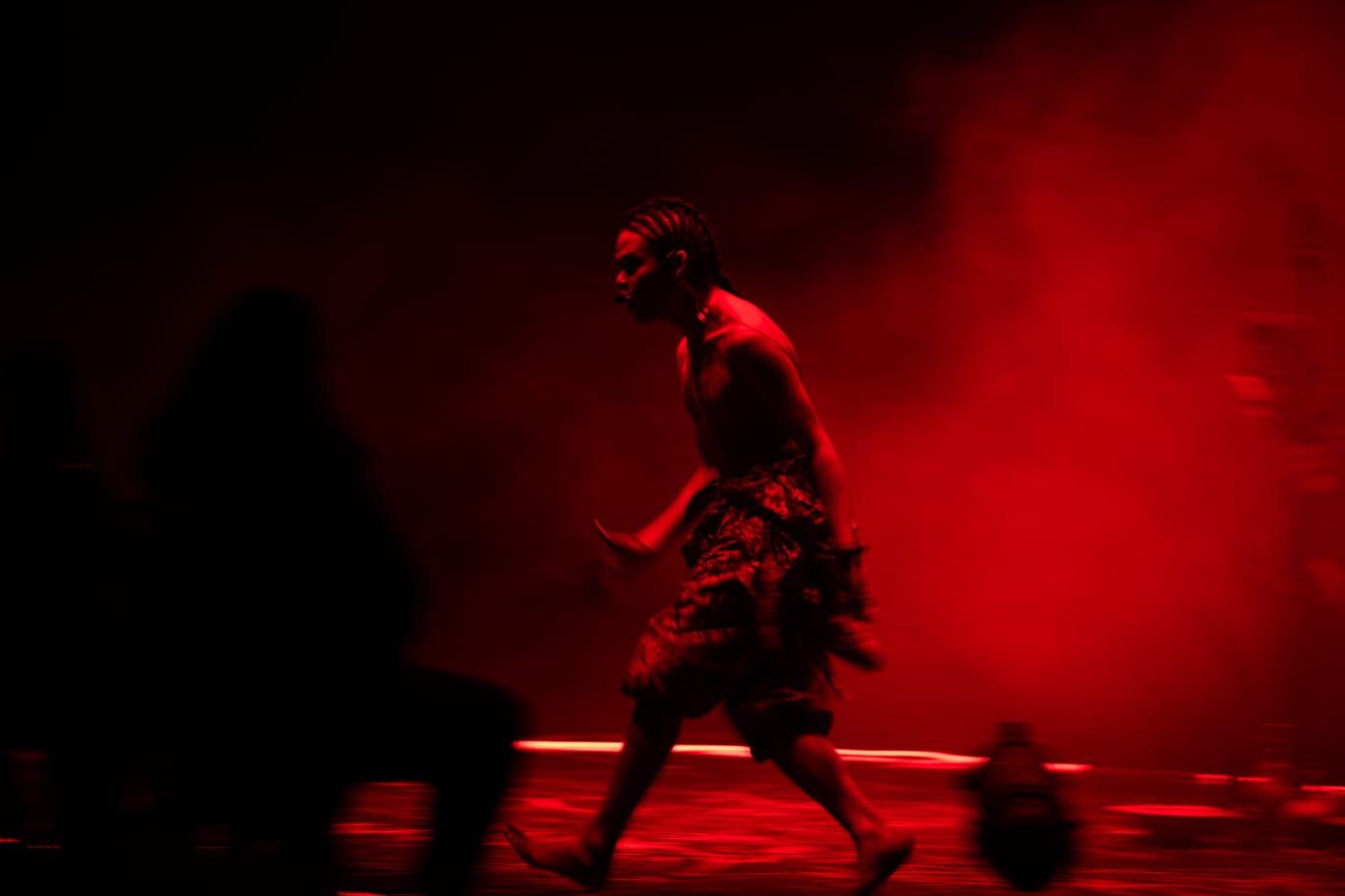 Mostra reúne espetáculos que discutem infância negra e espiritualidade em Manaus