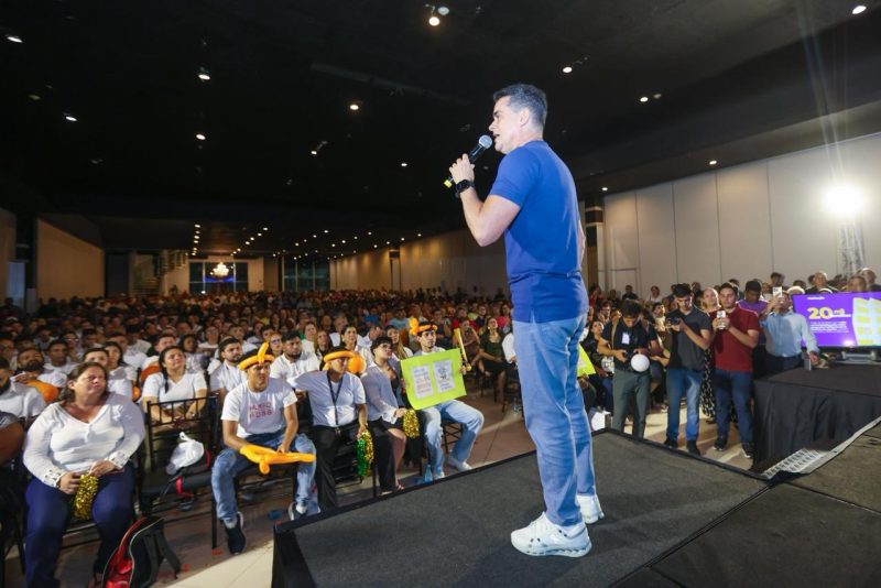 Prefeito reúne lideranças e mostra avanços em bairros e comunidades rurais de Manaus