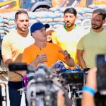 David Almeida anuncia fim das escolas de madeira na zona rural de Manaus até novembro