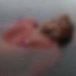 VÍDEO: Família encontra corpo boiando no Rio Negro próximo ao antigo hotel de selva