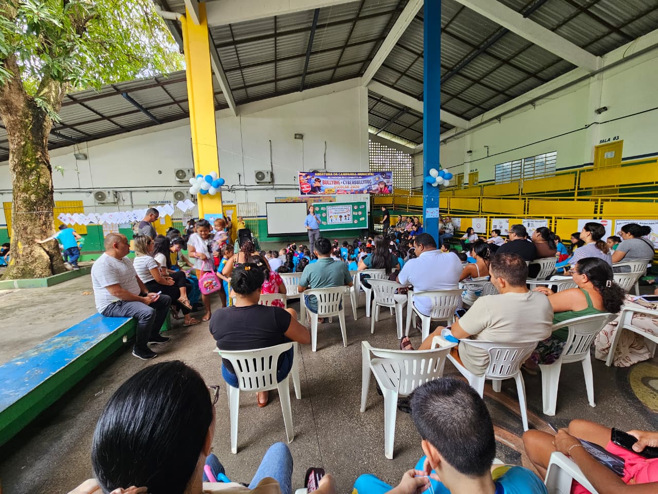 Campanha ‘Março Laranja’ reforça combate ao bullying em escolas de Manaus