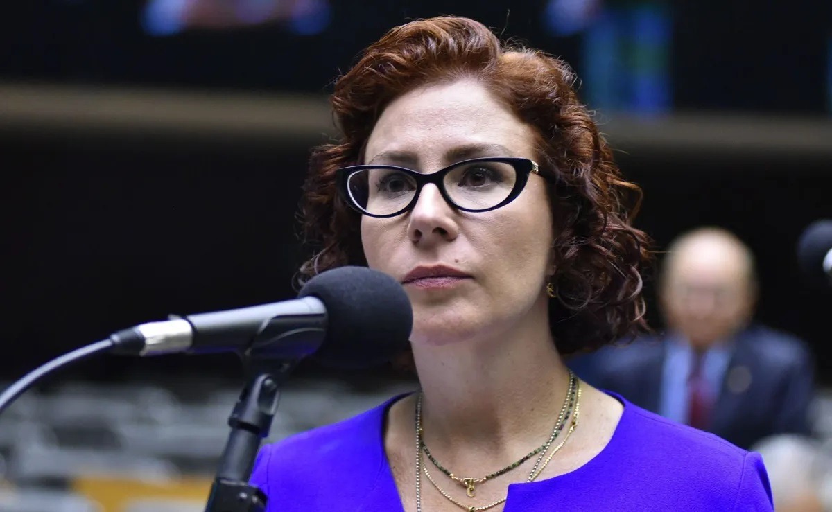 Justiça italiana autoriza extradição de Carla Zambelli para o Brasil