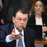 Eduardo Braga apoia aprovação da nova licença-paternidade no Senado