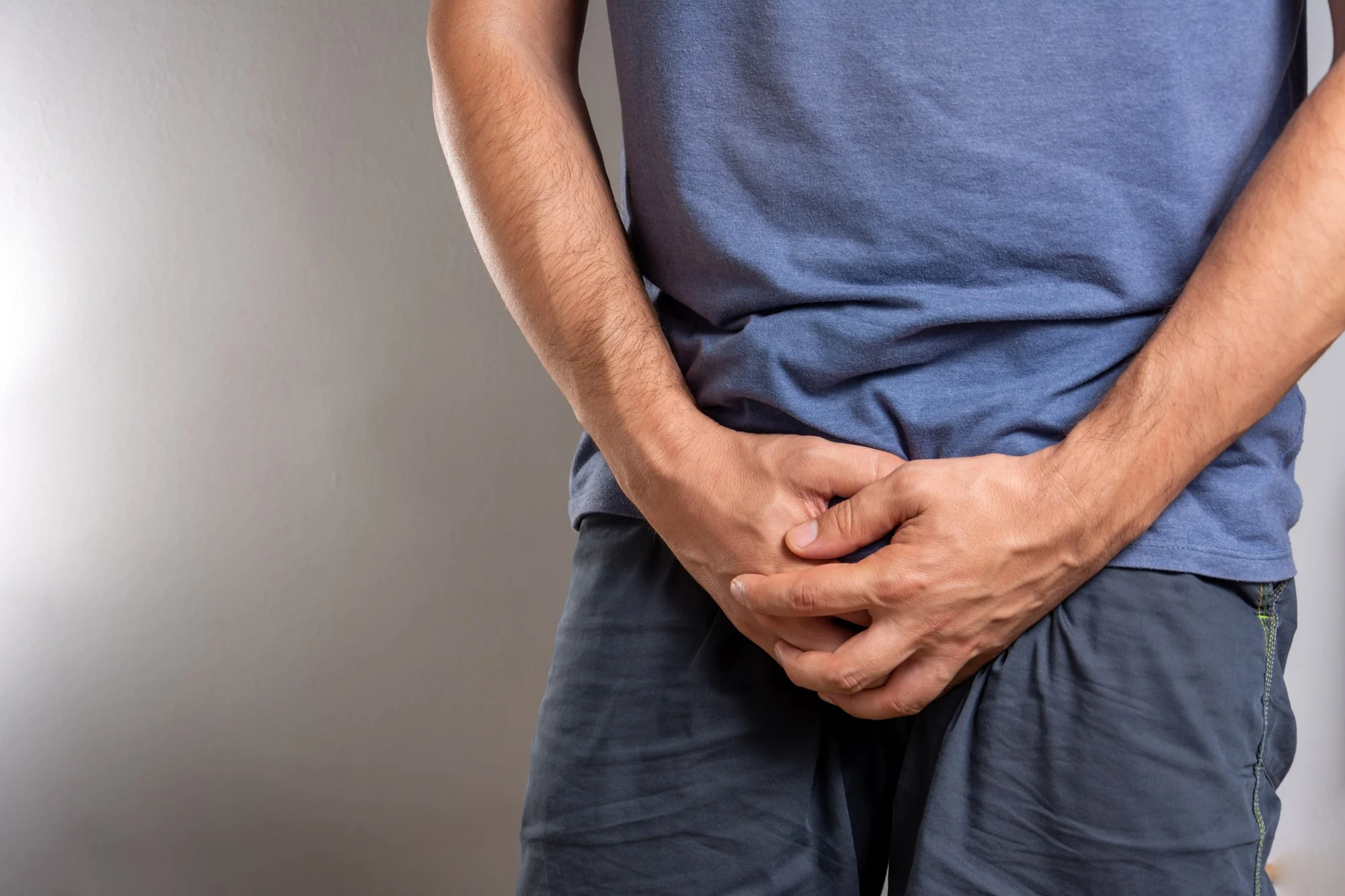 O silêncio que adoece: Quando uma ferida genital exige a visita ao urologista