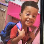 VÍDEO: Criança arrastada por enxurrada morre após resgate em Manaus