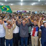 Republicanos declara apoio a Omar Aziz em ato filiação do deputado Comandante Dan