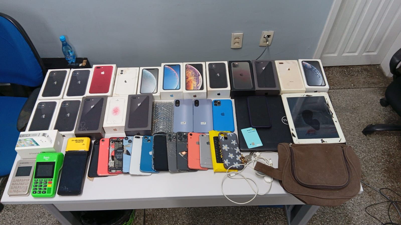 Operação revela esquema que enganava vítimas e desviava celulares em Manaus