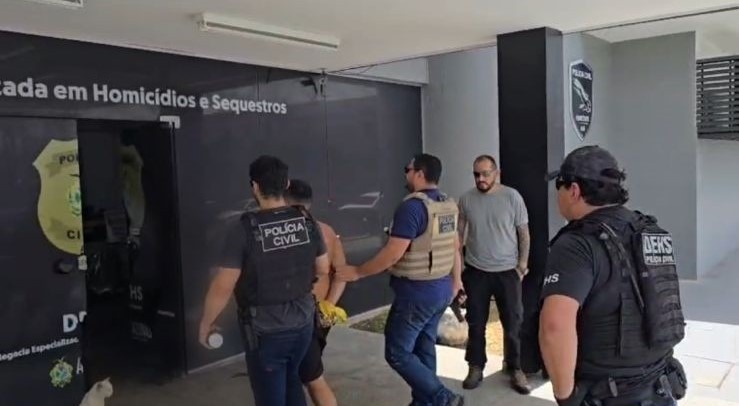 Polícia Civil apresenta suspeito preso por homicídio na zona Leste de Manaus
