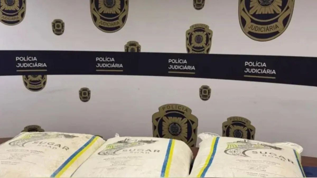 Brasileiros são presos por cocaína escondida em açúcar em Portugal