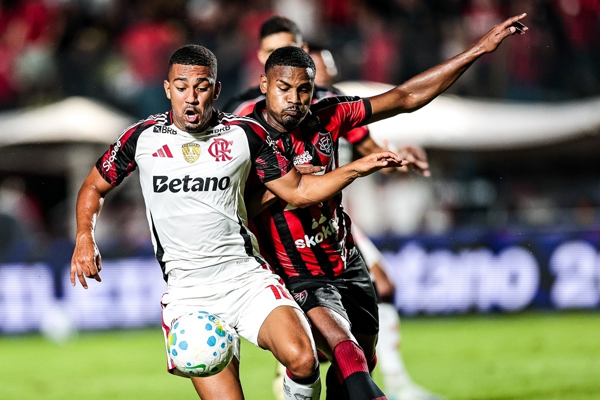 Flamengo x Vitória pela Copa do Brasil: onde assistir e provável escalação