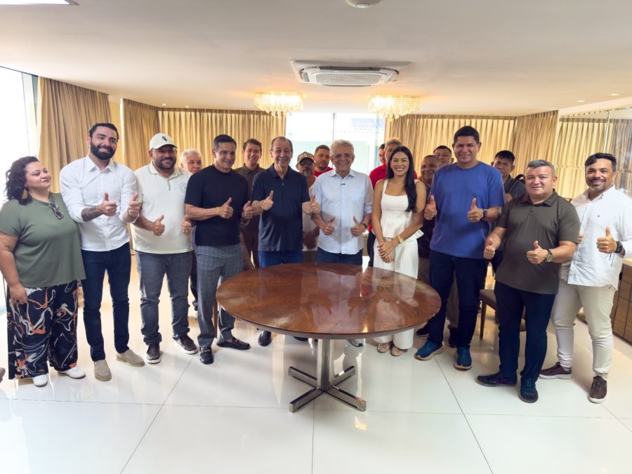 Pauderney Avelino se filia ao PSD e reforça grupo de Omar Aziz