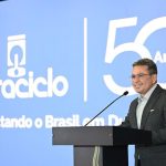 Vice-governador Tadeu de Souza destaca força do PIM nos 50 anos da Abraciclo