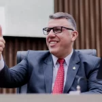Vereador João Carlos anuncia posse como deputado federal em Brasília, na vaga de Silas