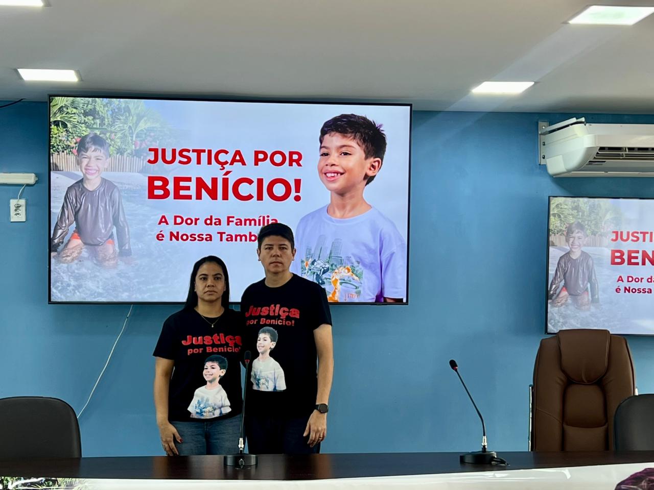 Pais de Benício cobram laudo do IML e dizem que demora trava investigações sobre morte do filho
