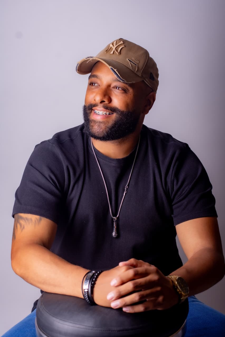 Dan Silveira estreia carreira solo com projeto em Manaus