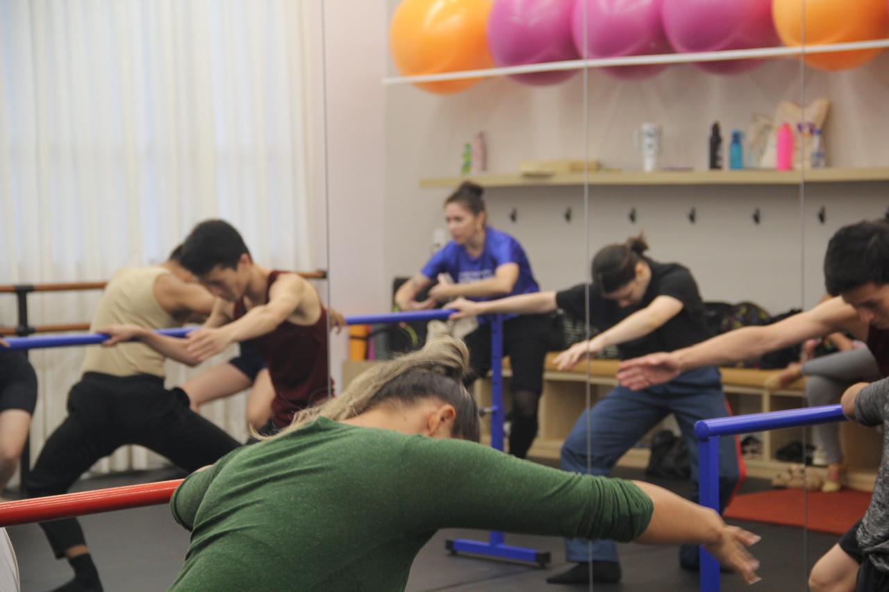 Dia Internacional da Dança é celebrado com programação especial no ICBEU Manaus