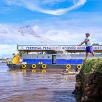 Eduardo Braga entrega terminais pesqueiros e vistoria obras em Itacoatiara