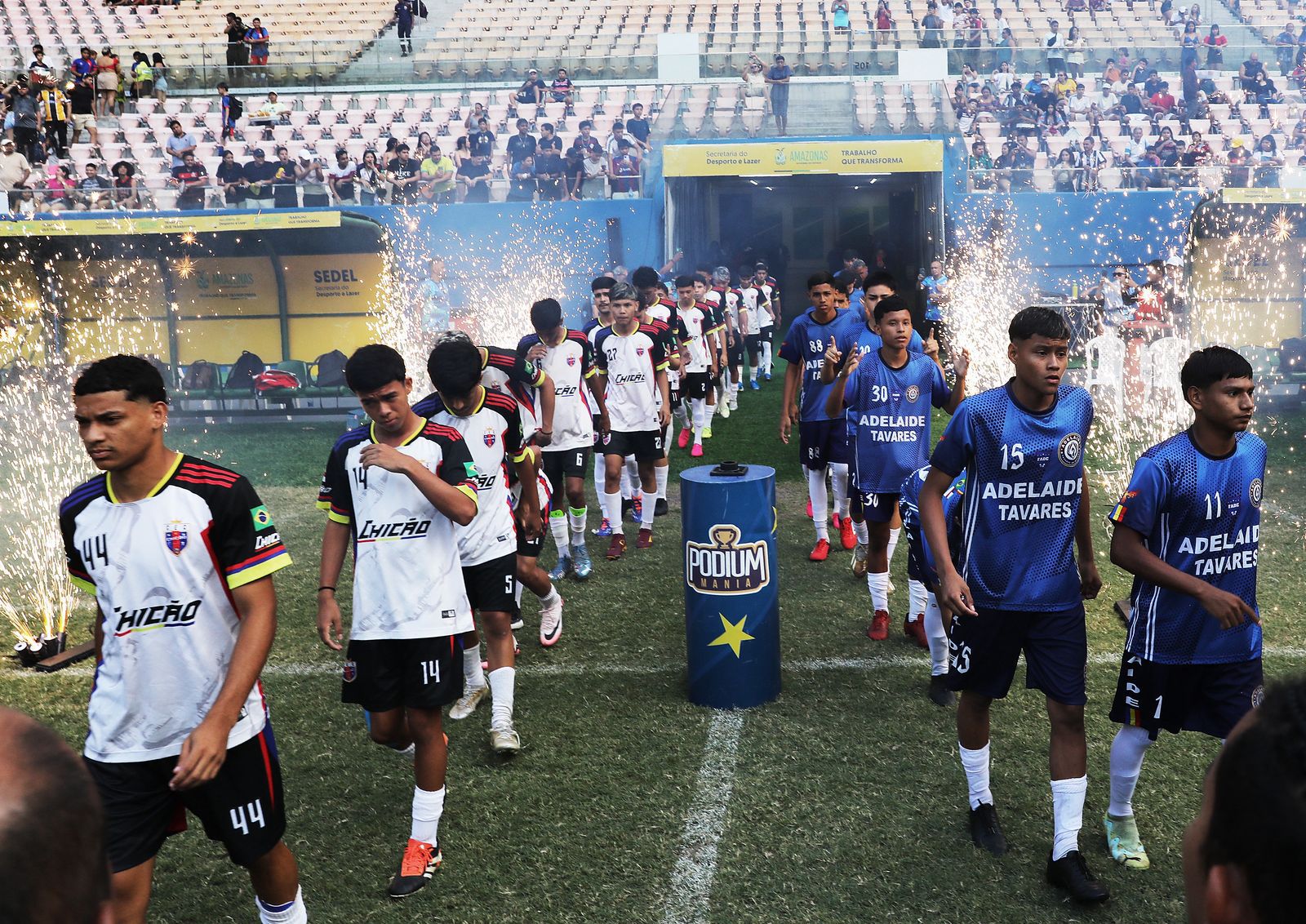 Fade abre reta final de inscrições para futebol e vôlei escolar
