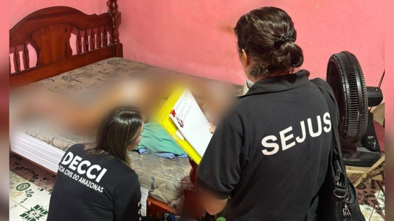 VÍDEO: Irmãos são presos suspeitos de maus-tratos contra mãe idosa em Manaus