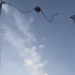 VÍDEO: Cabo se rompe em ‘estilingue humano’ e deixa quatro crianças feridas em parque