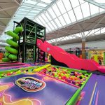 Arena 360 promove balada anos 2000 em shopping de Manaus