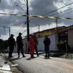 VÍDEO: Artefato explosivo é encontrado em lixeira no Parque 10, em Manaus