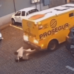 VÍDEO: Carro-forte atropela mulheres durante manobra em estacionamento de shopping