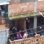 Pedreiro morre ao receber descarga elétrica