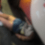 VÍDEO: Garupa de moto morre esmagada por ônibus em Manaus