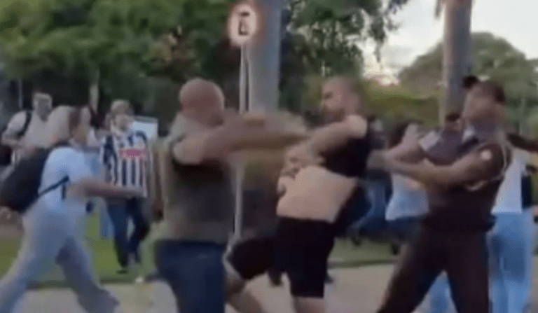 VÍDEO: Pré-candidatos a deputados e estudantes trocam socos durante confusão em universidade
