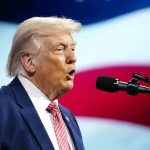 Trump cancela missão ao Paquistão e mantém negociação com Irã