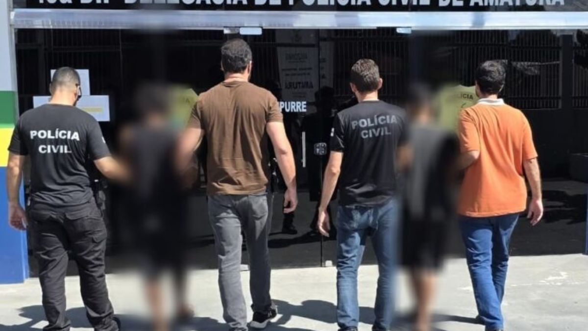 Dupla é presa por usar oficina mecânica como ponto de drogas no AM