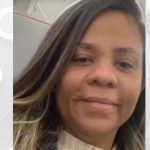 Mulher morre após passar mal ao limpar banheiro; caso acende alerta