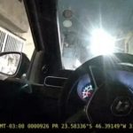 Mulher é morta por soldado da PM durante abordagem; veja vídeo