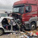 Acidente entre carro e carreta na BR-251 mata seis pessoas da mesma família