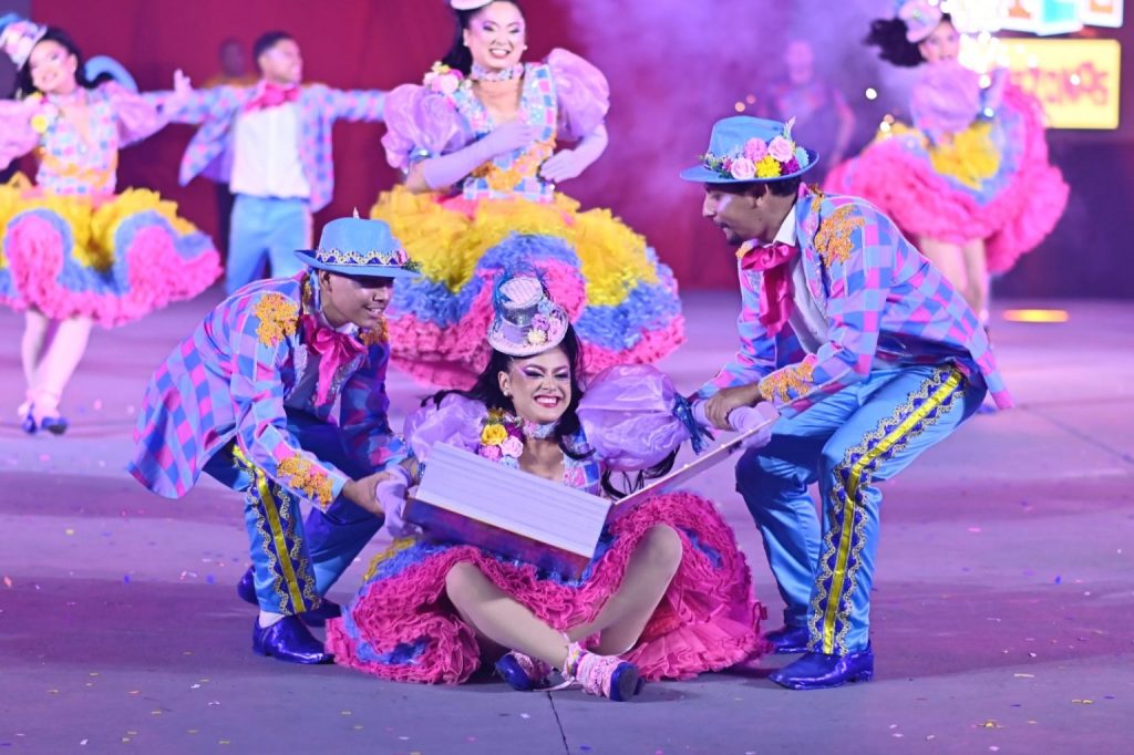 Apresentações culturais do Festival Folclórico do Amazonas no Complexo Povos da Amazônia