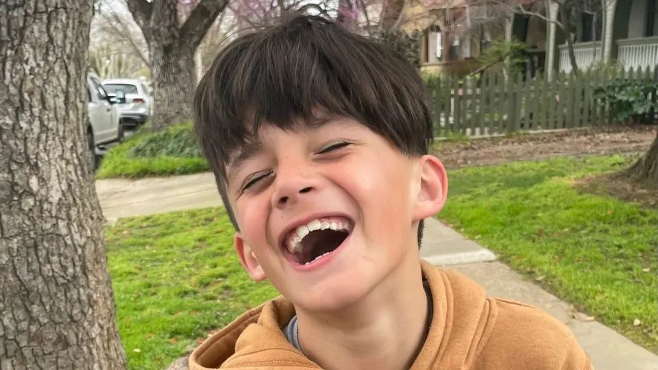 Menino premiado por texto sobre “melhor pai” é morto pelo genitor