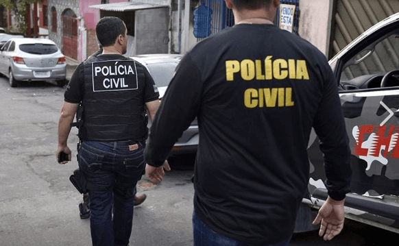 Suspeito de matar homem encontrado morto dentro de carro é preso em Manaus