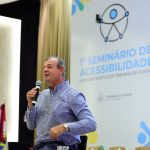 Lars Grael leva mensagem de superação e ao seminário de acessibilidade do TCE-AM