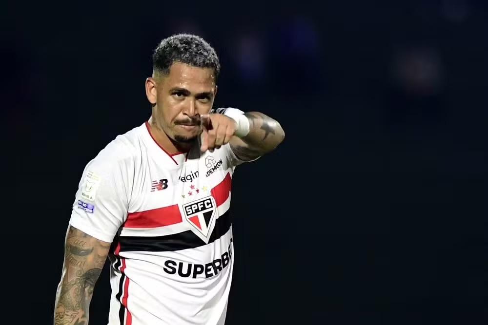 São Paulo bate o Mirassol e alivia pressão no Brasileirão