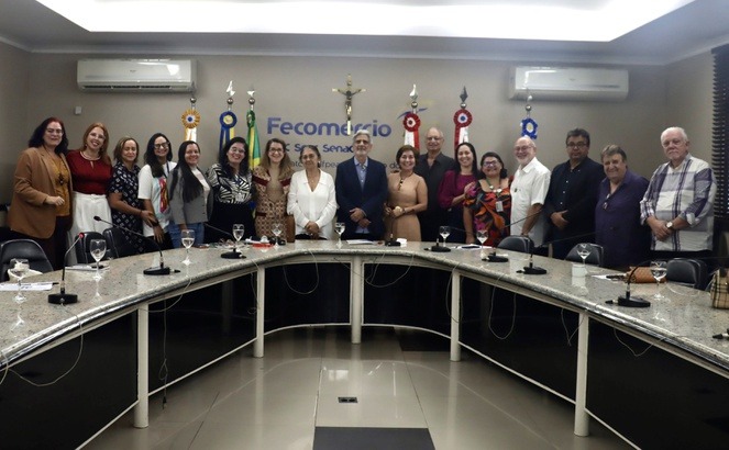 Representantes do turismo participam de oficina do Programa Vai Turismo no Amazonas