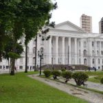 Polícia investiga suposto desafio para estupro de universitária