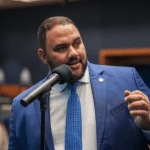 Deputado estadual Thiago Rangel é preso pela PF suspeito de fraudes na educação