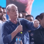 VÍDEO: Ciro pede desculpas após confundir gesto de apoiador com símbolo do Comando Vermelho
